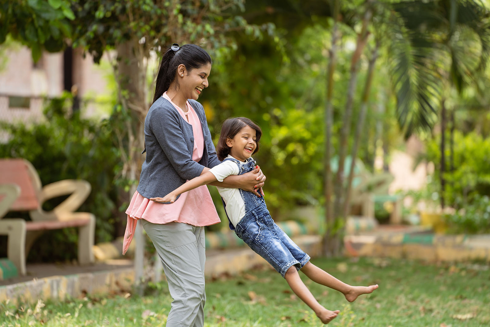 Mothers Exploited With Their Children